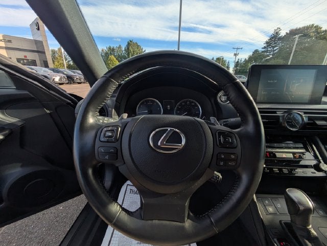 2024 Lexus IS 300
