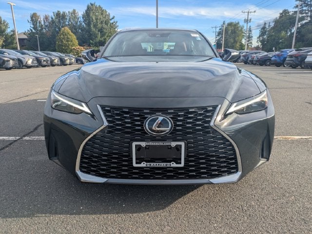 2024 Lexus IS 300