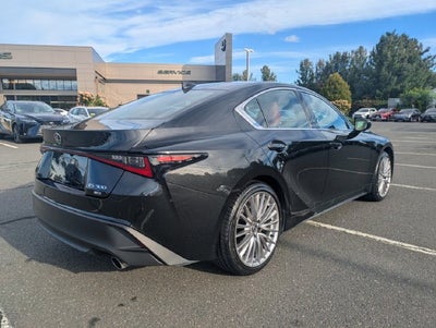 2024 Lexus IS 300