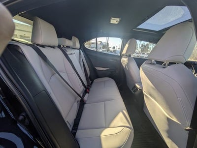 2023 Lexus UX 250h Premium