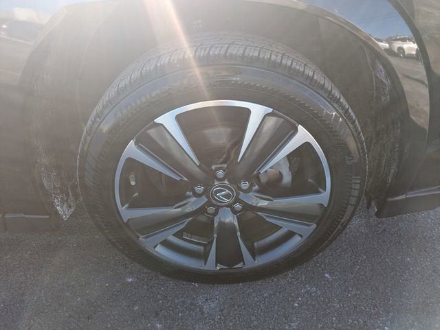 2023 Lexus UX 250h Premium