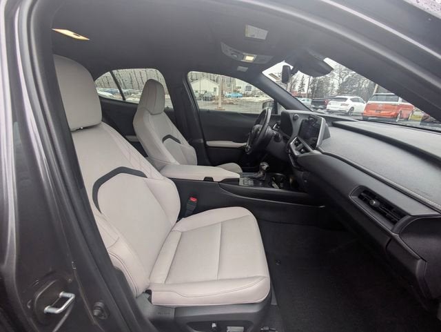 2024 Lexus UX 250h Premium