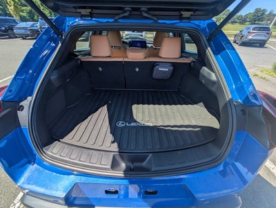 2025 Lexus UX 300h Premium