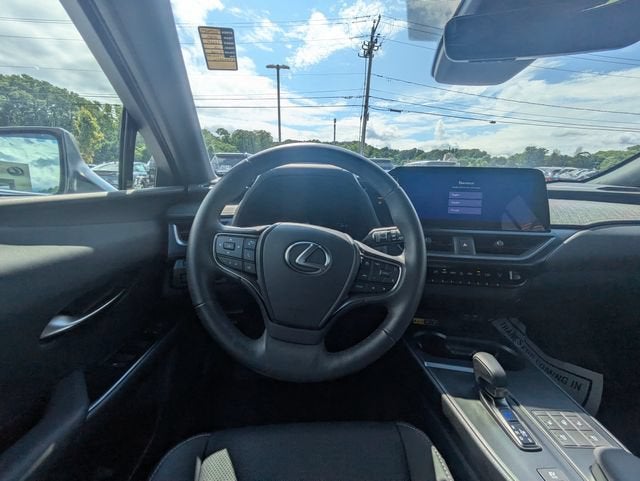 2025 Lexus UX 300h Premium