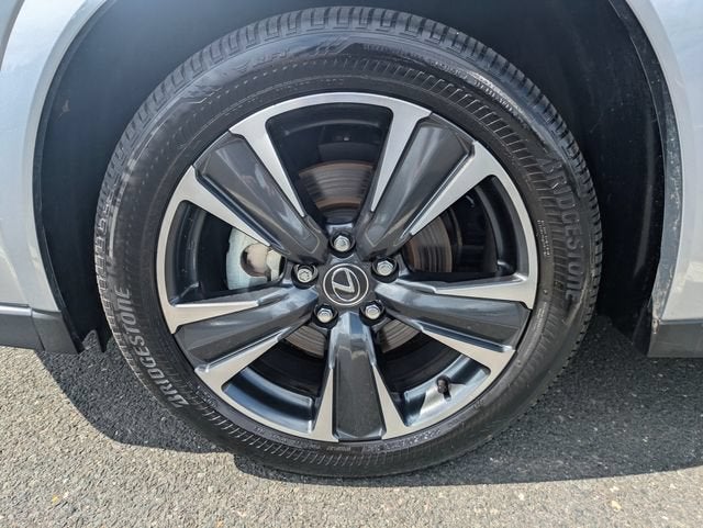 2025 Lexus UX 300h Premium