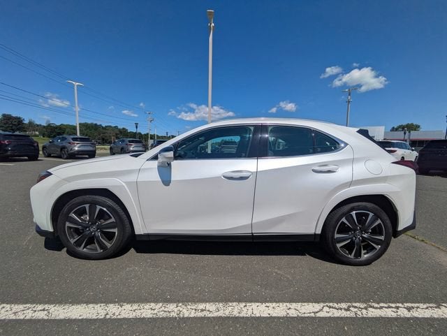 2025 Lexus UX 300h Premium