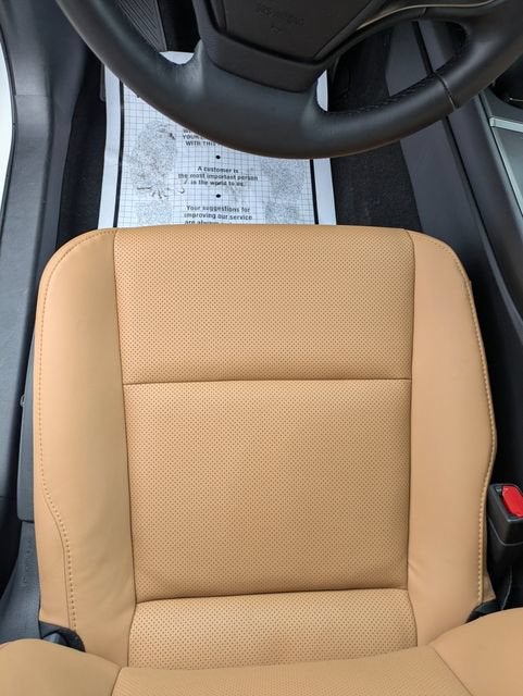 2025 Lexus UX 300h Premium