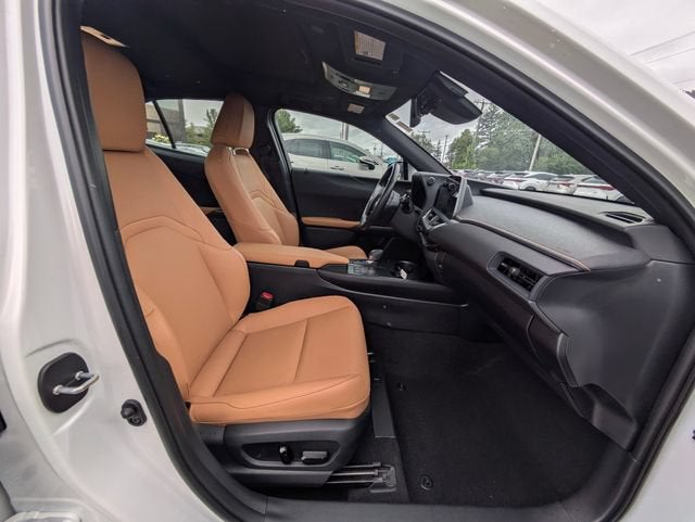 2025 Lexus UX 300h Premium