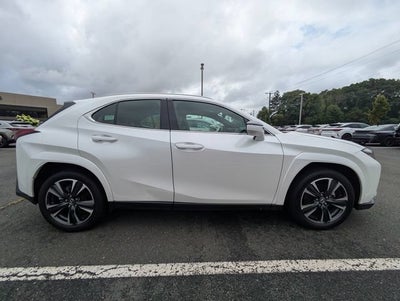 2025 Lexus UX 300h Premium