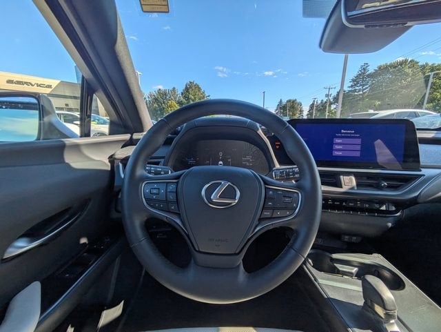 2025 Lexus UX 300h Premium