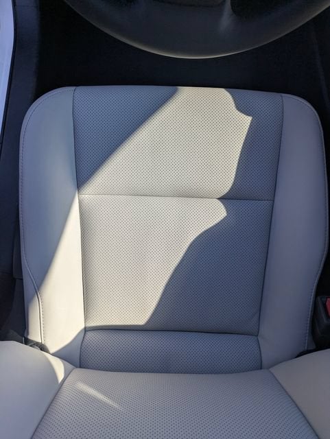 2025 Lexus UX 300h Premium