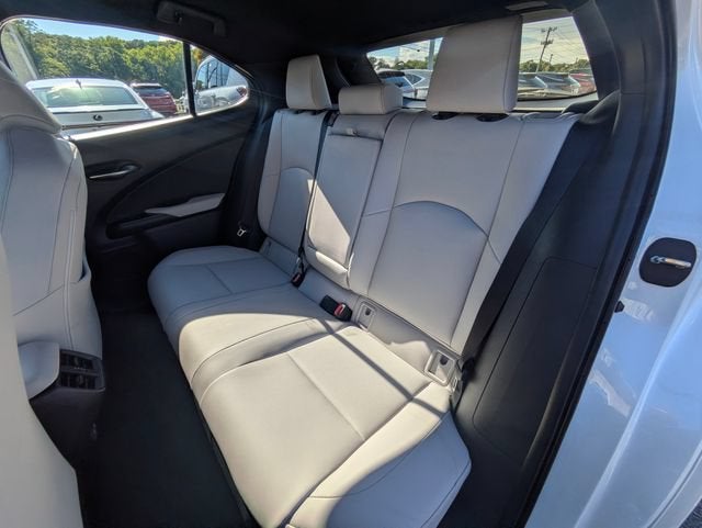 2025 Lexus UX 300h Premium