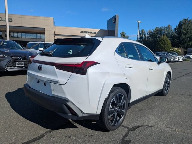 2025 Lexus UX 300h Premium