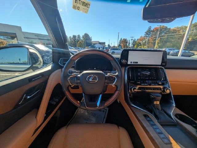 2025 Lexus LX 600 Luxury