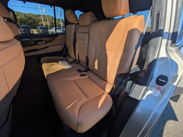 2025 Lexus LX 600 Luxury