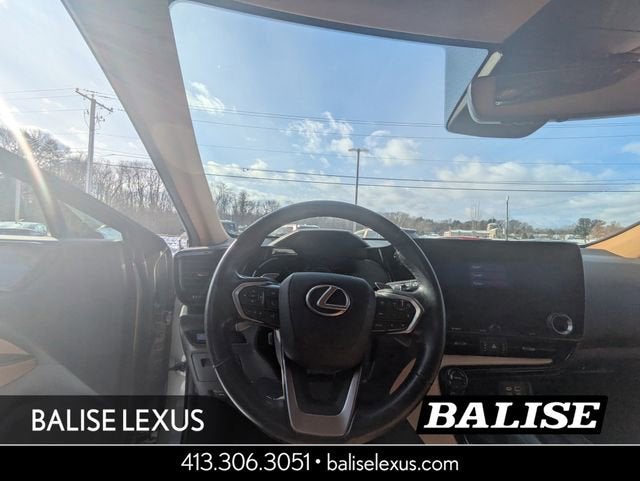 2022 Lexus NX 350h Premium