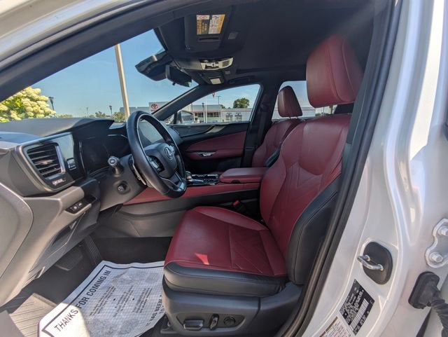 2025 Lexus NX 450h+ Luxury