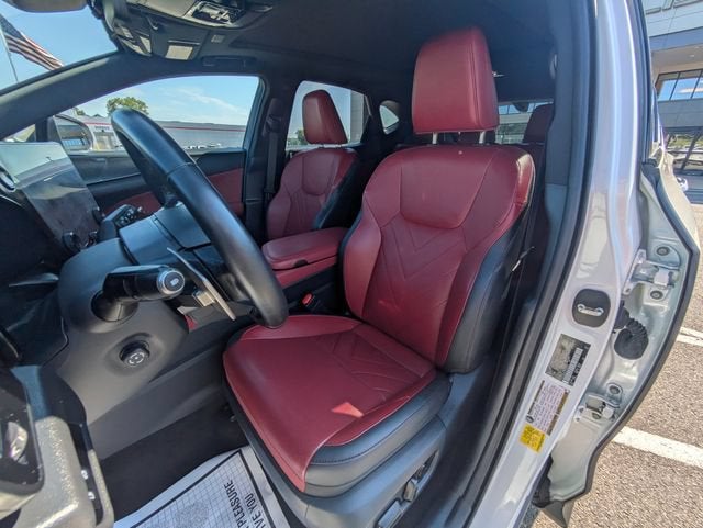2025 Lexus NX 450h+ Luxury