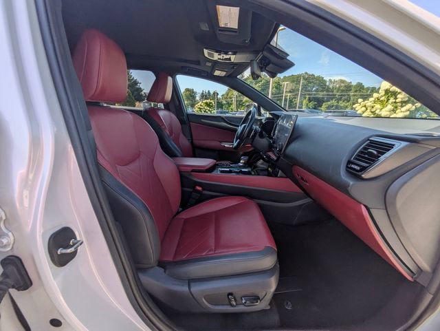 2025 Lexus NX 450h+ Luxury