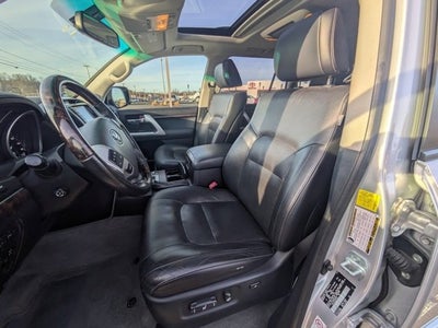 2015 Toyota Land Cruiser Base