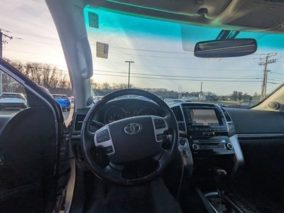 2015 Toyota Land Cruiser Base