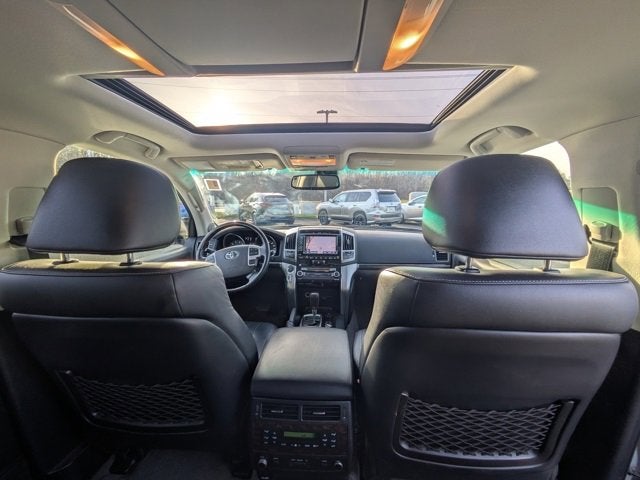 2015 Toyota Land Cruiser Base