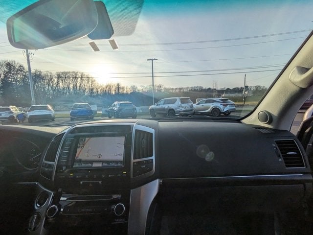 2015 Toyota Land Cruiser Base