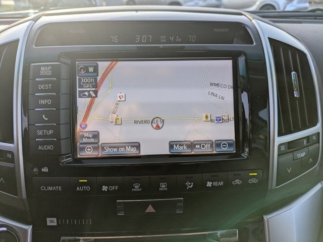 2015 Toyota Land Cruiser Base