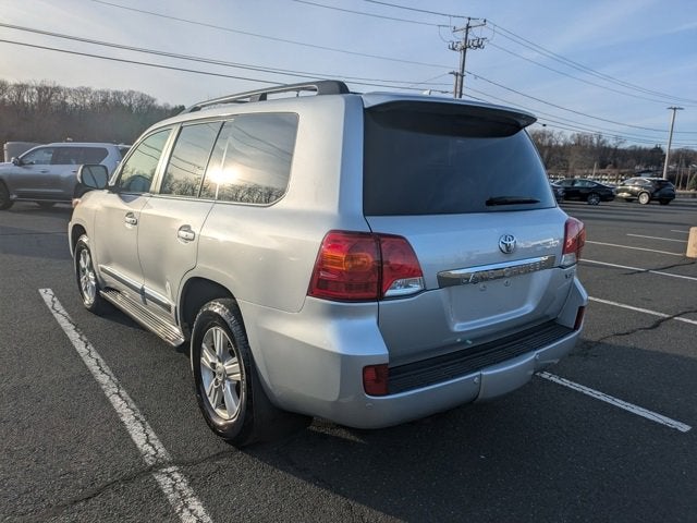 2015 Toyota Land Cruiser Base