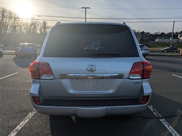 2015 Toyota Land Cruiser Base