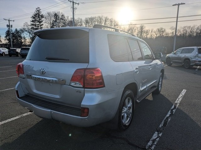 2015 Toyota Land Cruiser Base