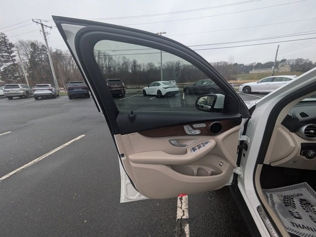 2021 Mercedes-Benz GLC GLC 300