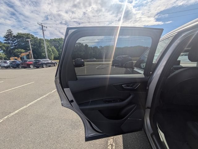 2019 Audi Q7 55 Premium Plus