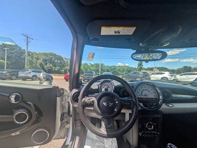 2013 MINI Cooper Hardtop Base