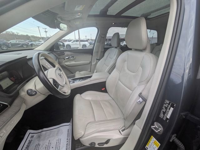 2022 Volvo XC90 Recharge Plug-In Hybrid T8 Inscription 7 Passenger