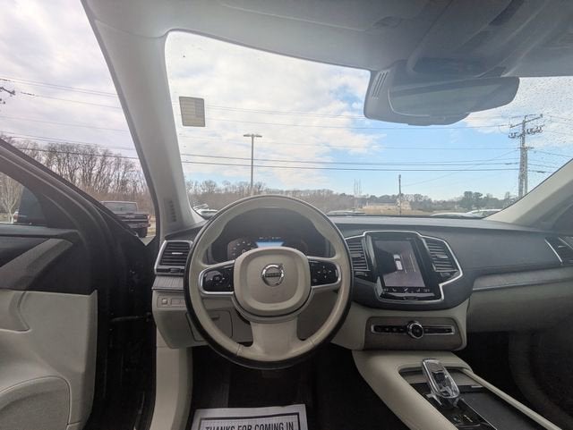 2022 Volvo XC90 Recharge Plug-In Hybrid T8 Inscription 7 Passenger