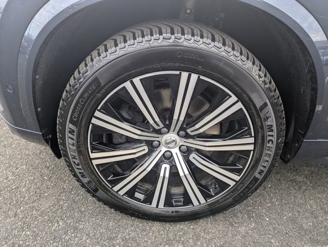 2022 Volvo XC90 Recharge Plug-In Hybrid T8 Inscription 7 Passenger