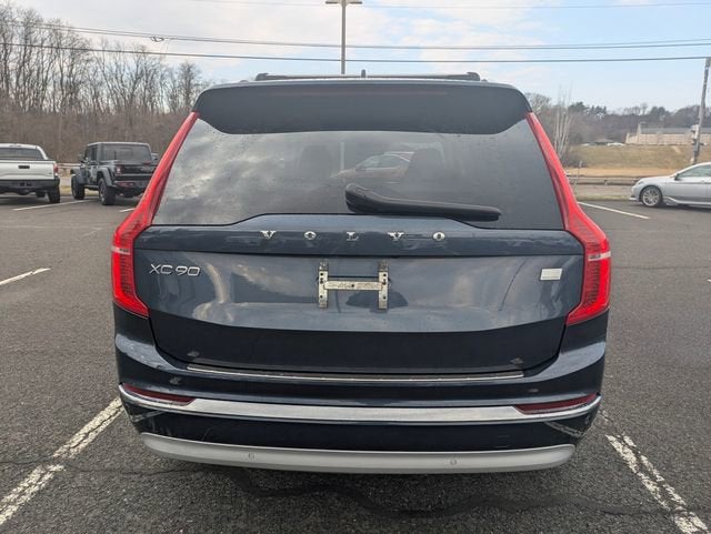 2022 Volvo XC90 Recharge Plug-In Hybrid T8 Inscription 7 Passenger