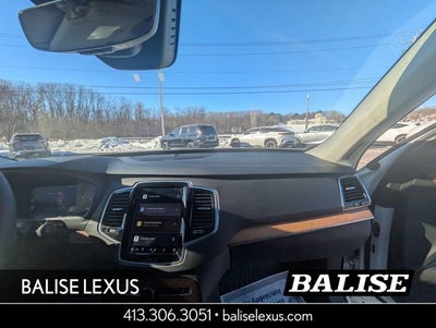 2024 Volvo XC90 B5 Plus