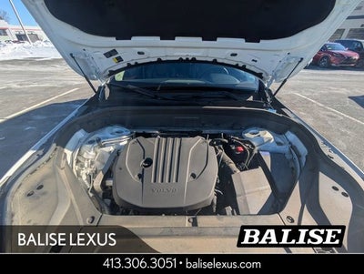 2024 Volvo XC90 B5 Plus