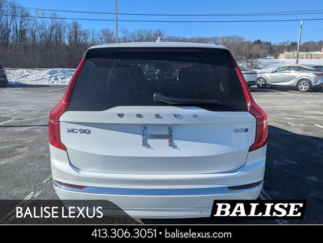 2024 Volvo XC90 B5 Plus