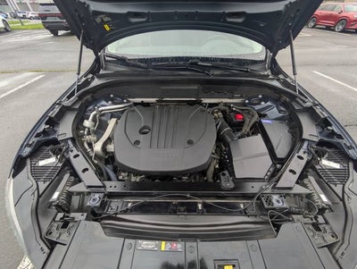 2022 Volvo XC60 B5 Momentum
