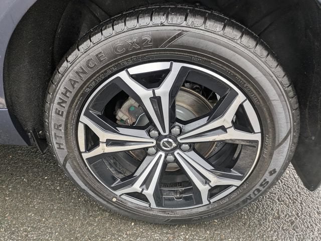 2022 Volvo XC60 B5 Momentum