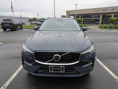 2022 Volvo XC60 B5 Momentum
