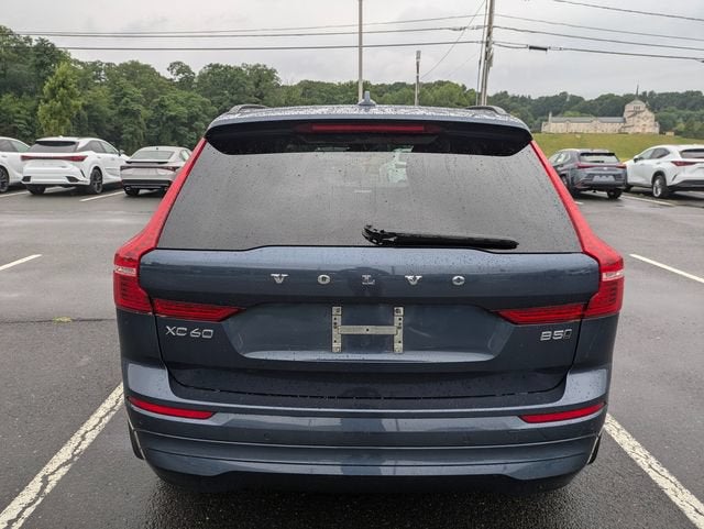 2022 Volvo XC60 B5 Momentum