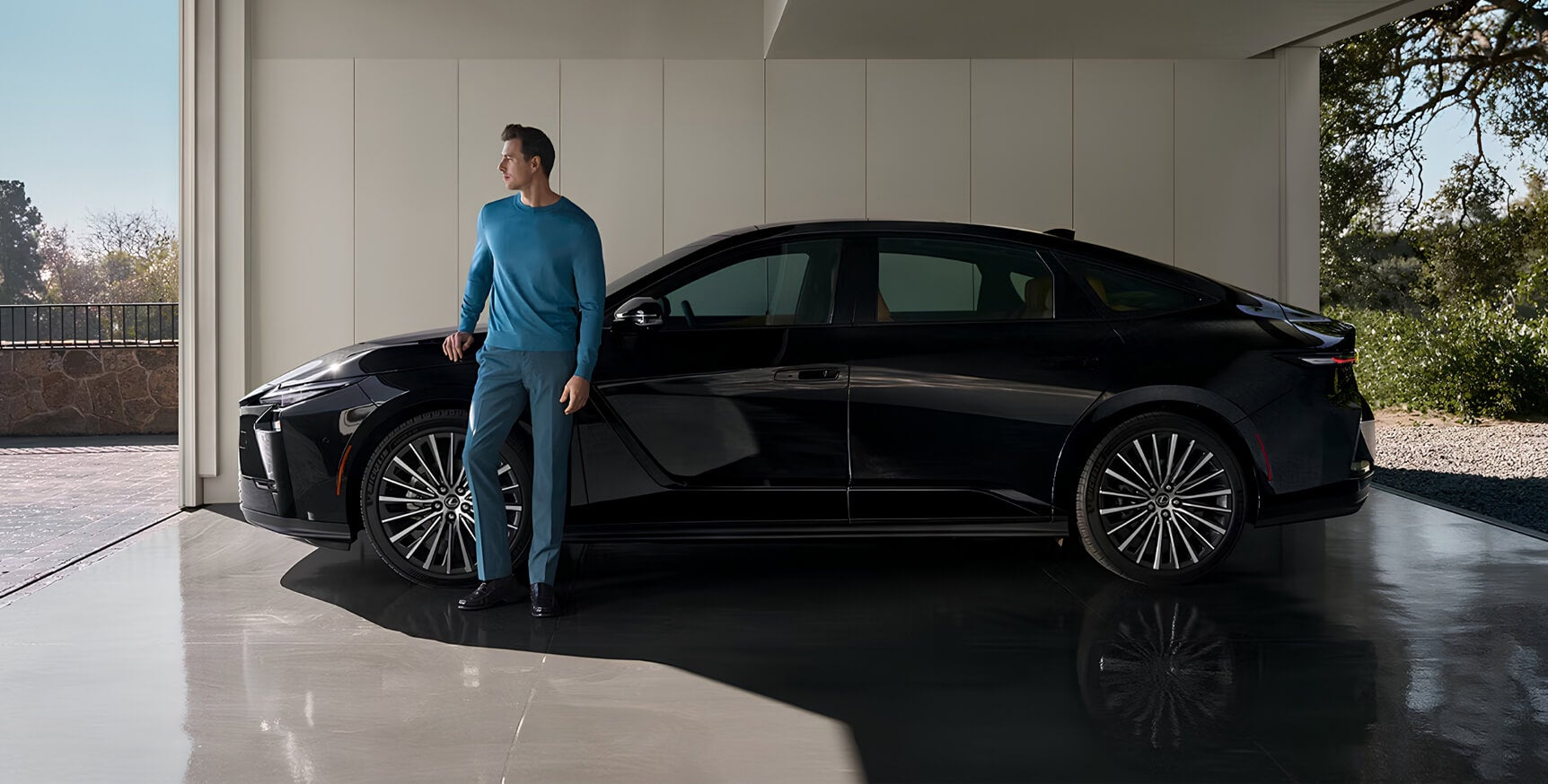 2026 Lexus ES 350e Hero